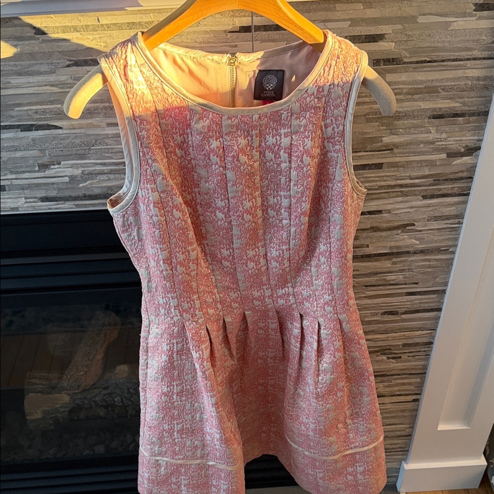 Vince Camuto Blush and Gold Textured Sleeveless Mini Dress